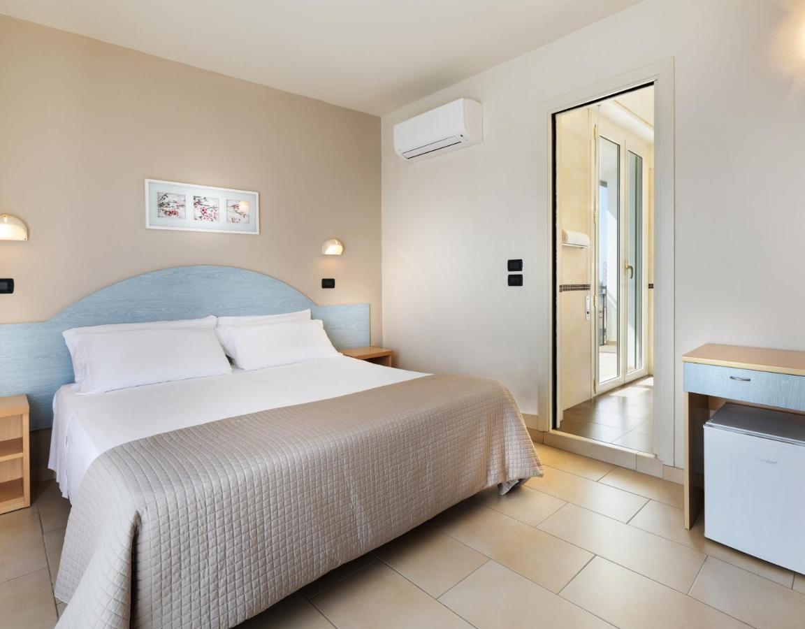 Superior Double Room,1253242570:JPEG